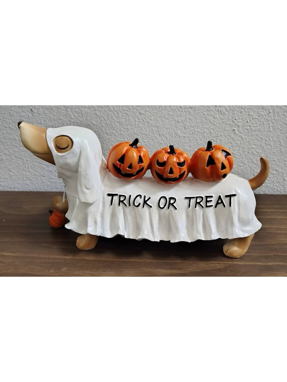 Halloween Trick or Treat Dachshund Dog Figurine w/ Pumpkins Jack-O-Lanterns